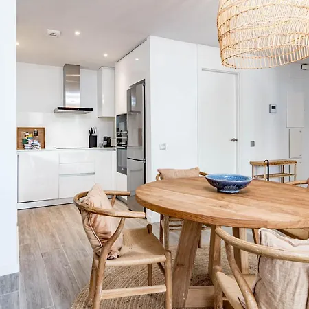 Lm10bb- Modern Ground Floor Flat In Le Mirage Apartment