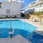 Lm10bb- Modern Living With Large Sunny Terrace Apartment *