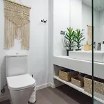 Lm10bb- Modern Living With Large Sunny Terrace