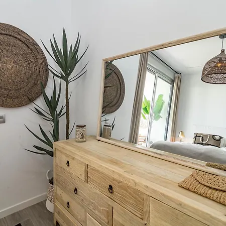 Lm10bb- Modern Living With Large Sunny Terrace Appartement