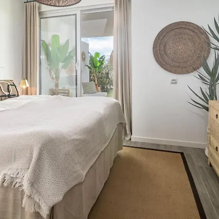 Appartement Lm10bb- Modern Living With Large Sunny Terrace Estepona