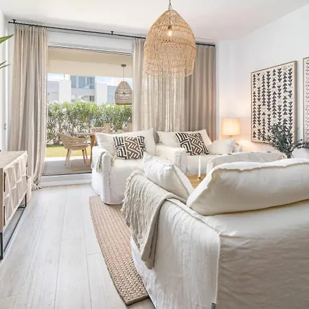 Lm10bb- Modern Living With Large Sunny Terrace *