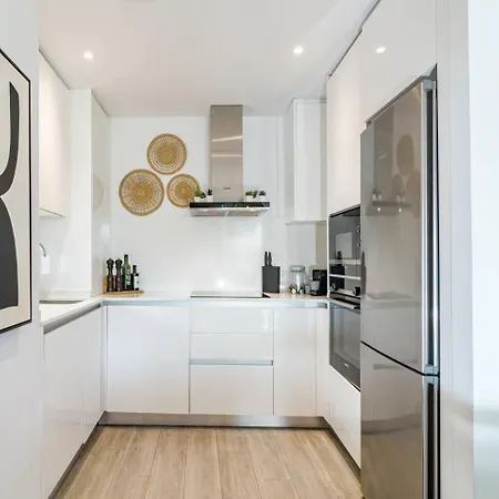 Lm10bb- Modern Living With Large Sunny Terrace * Estepona