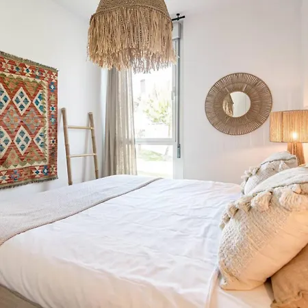 Appartement Lm10bb- Modern Living With Large Sunny Terrace