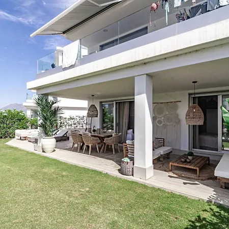 Appartement Lm10bb- Modern Living With Large Sunny Terrace Estepona