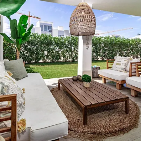Lm10bb- Modern Living With Large Sunny Terrace